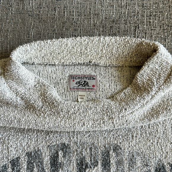 Harpoon Brewery Faded Logo Crewneck Sweatshirt - Picture 3 of 3